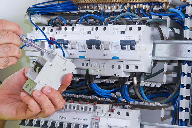 Leamington Electrical Distributors